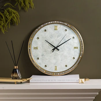 Роскошные Минималистичные настенные часы Современный Продвинутый дизайн настенных часов из металла в скандинавском стиле, электронное Отображение декора комнаты для зала